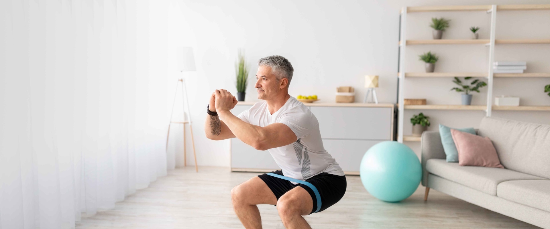 Squats: The Ultimate Guide to Strengthening Your Knees and Relieving Pain