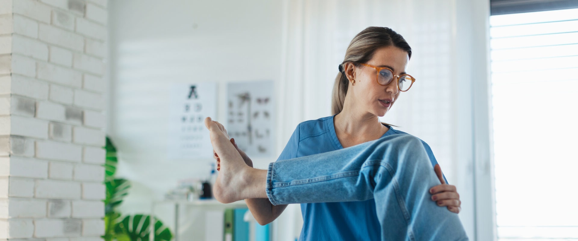 What is the number one mistake for knees?