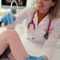 How is knee pain diagnosed in children?