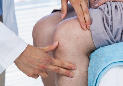 What specialist should you see for knee pain?